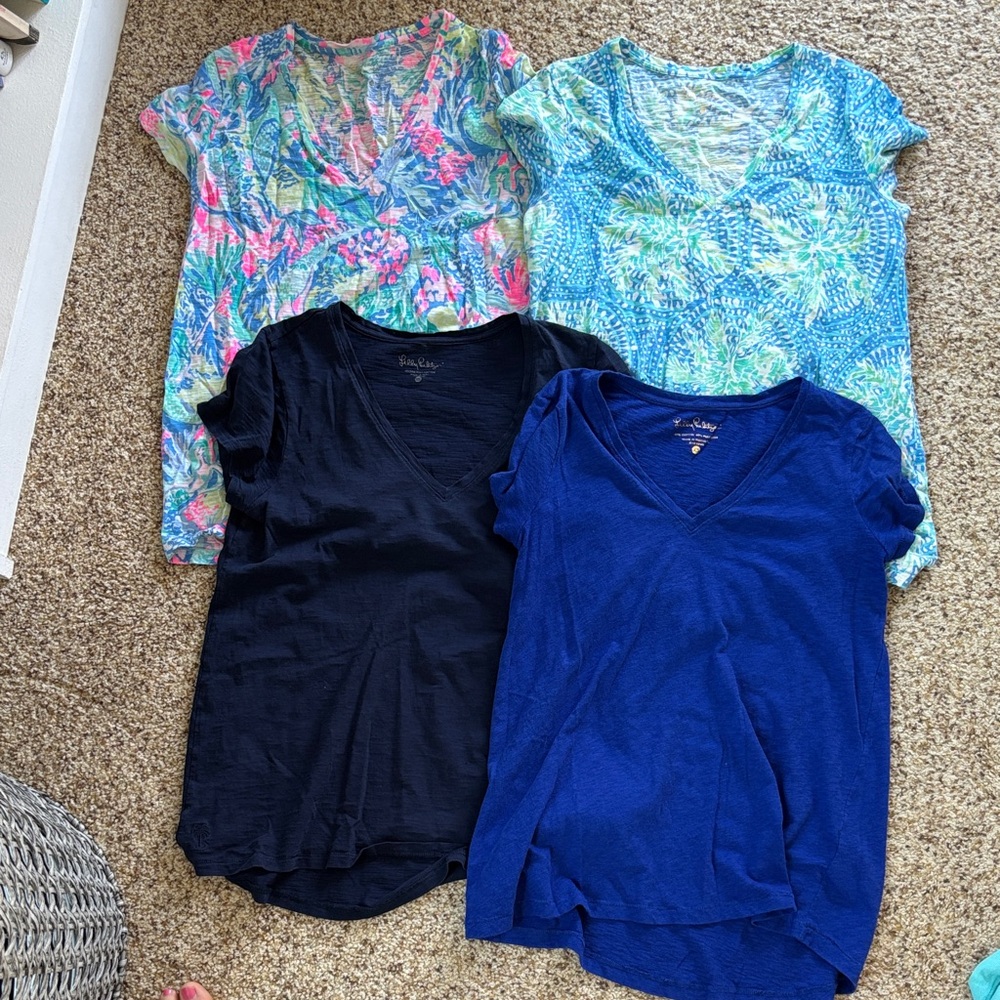 Lot of Lilly Pulitzer Etta t-shirts - size XS